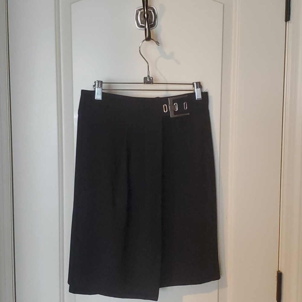 Beautiful chic Cache skirt
